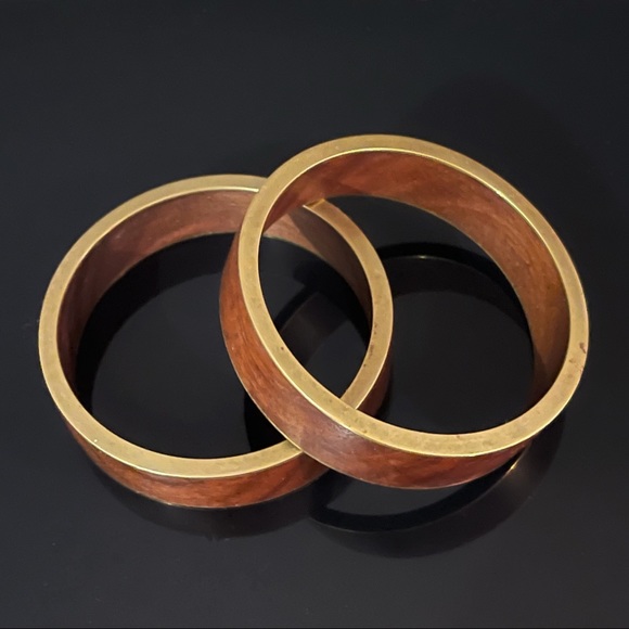 ✨Beautiful Vintage Real Wood Bracelet with Brass Trim - Picture 1 of 2